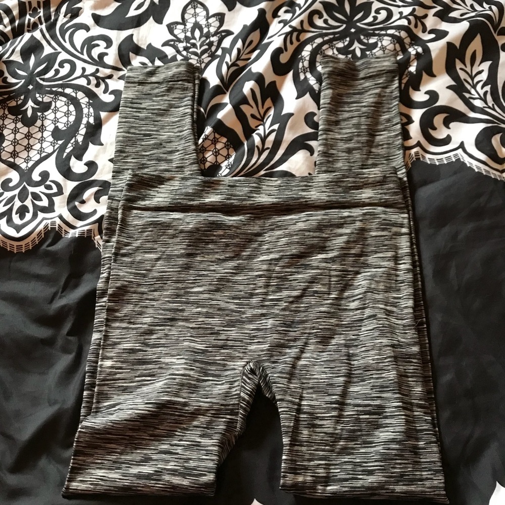 Black/White Spandex Leggings